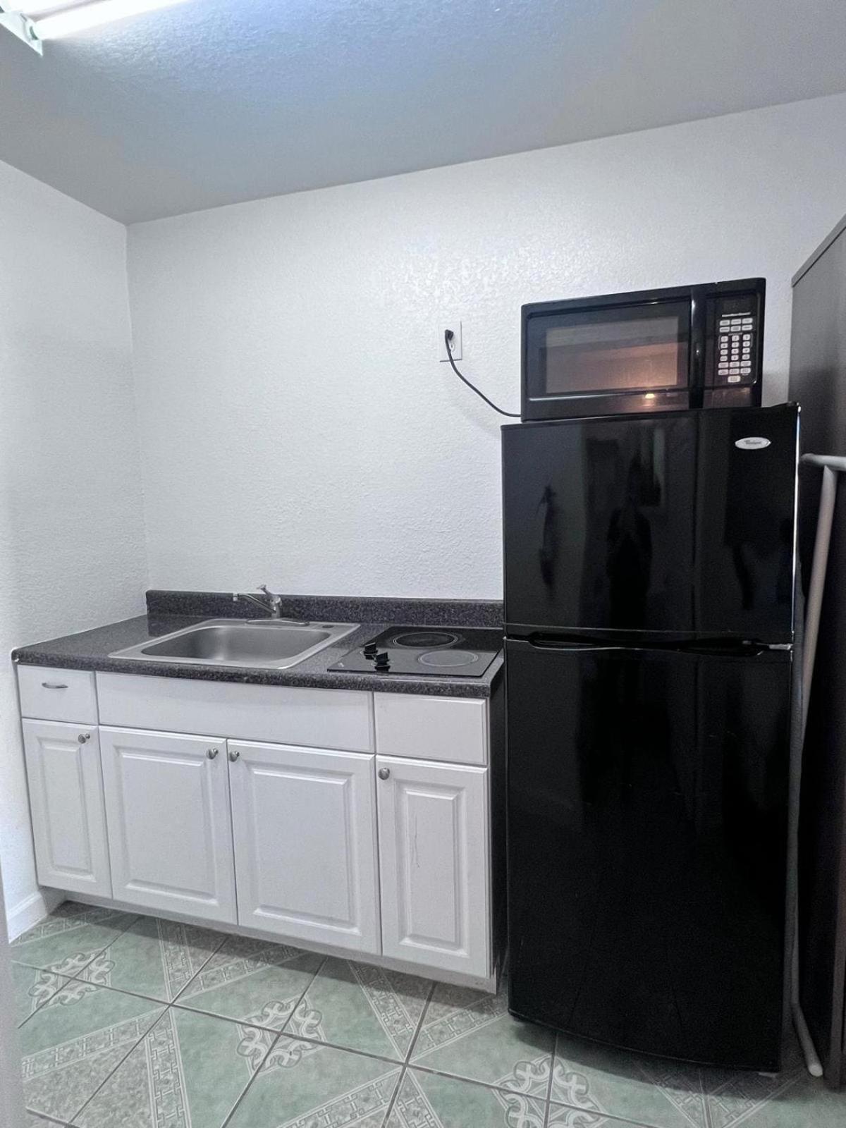 Oyo Garden Inn And Suites Pearsall I-35 East エクステリア 写真